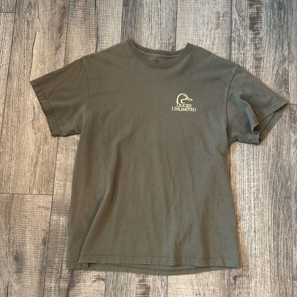 Ducks unlimited T-shirt men’s large
